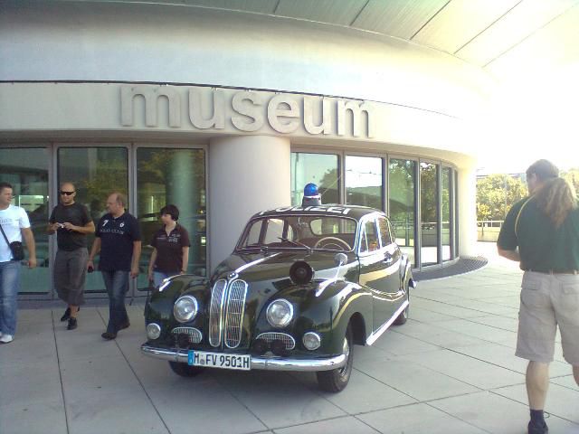 BMW-museum01