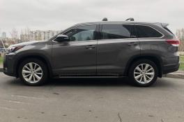 диски-на-тойота-хайлендер-w1770-Toyota-Highlander
