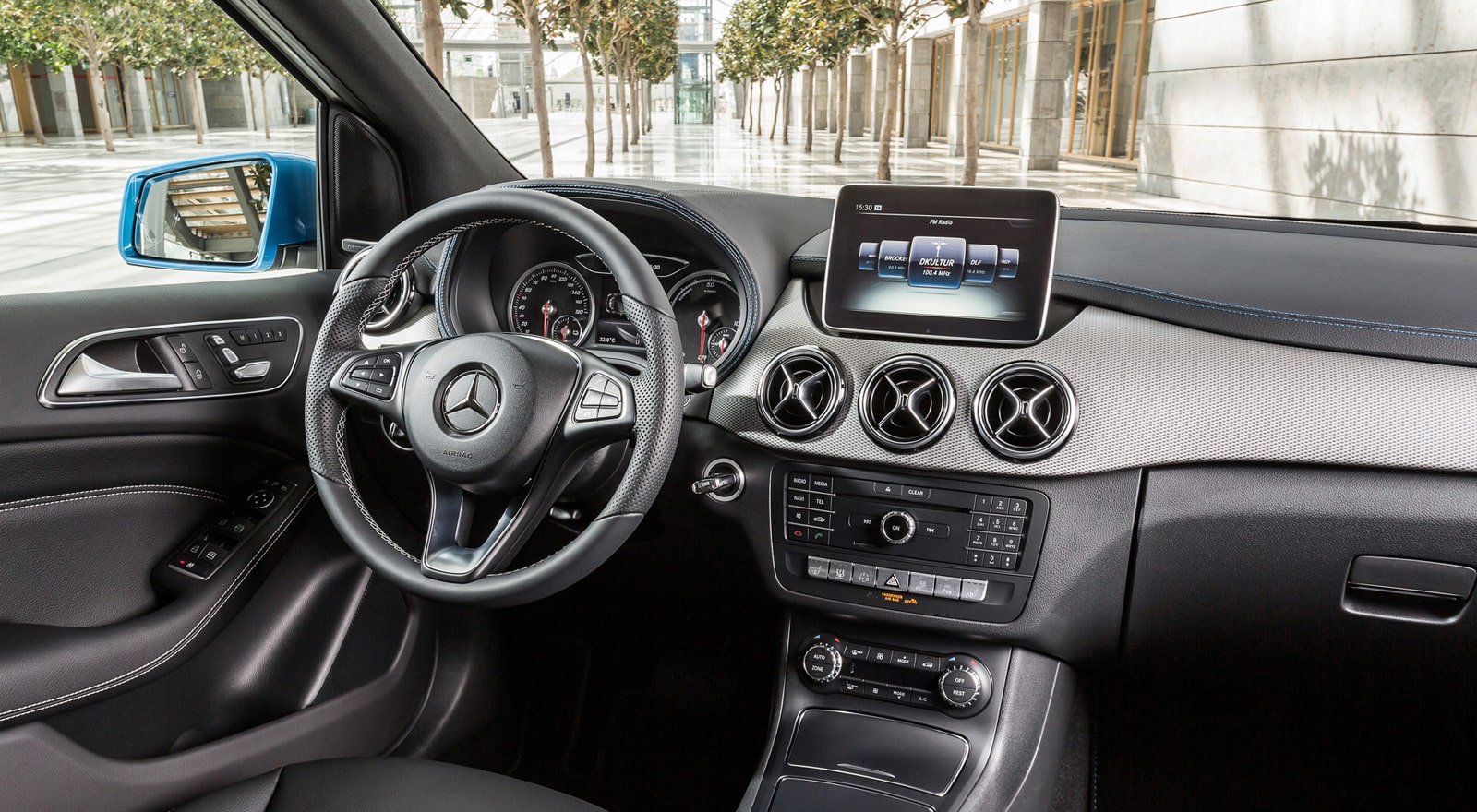 Mercedes-Benz-B-class-Electric-Drive-